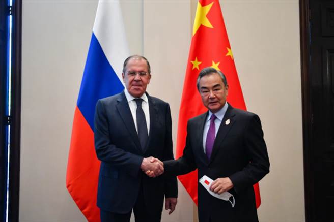 大陸外交部發布王毅見俄羅斯外長談烏克蘭聚焦勸和促談。（中國外交部）