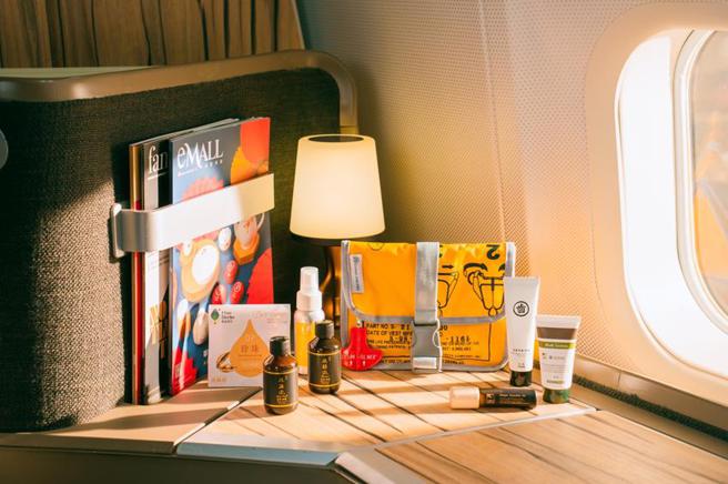 （華航將永續服務用品從機上帶進日常生活。圖／華航提供）