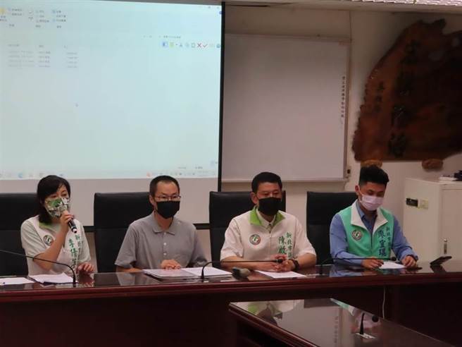 傳出前交通部長林佳龍已點頭參戰新北市長。對此，新北市議會會民進黨團樂觀看待，希望藉由林佳龍的經驗帶領新北飛揚。（資料照）