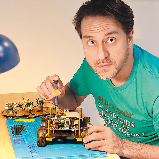 柏榮裴拉勒在東南亞享有高人氣，暖心演出再度擄獲女性觀眾。（海鵬提供）