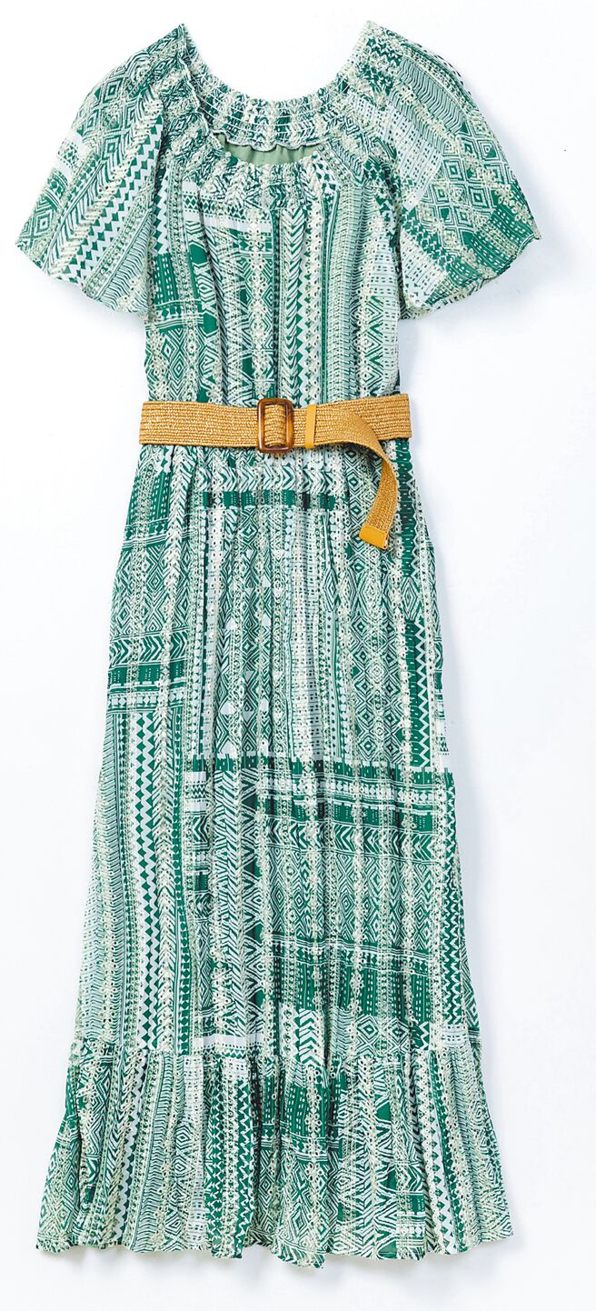 新光三越台中中港店DITA MART度假圖騰洋裝，原價4980元，特價7折3480元。（新光三越提供）