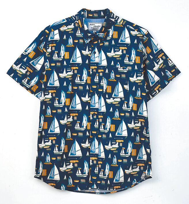 SOGO忠孝館Daily Statement印花襯衫原價2950元，特價2360元。   （SOGO提供）