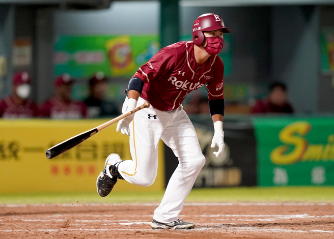 樂天桃猿郭嚴文。（樂天桃猿提供）