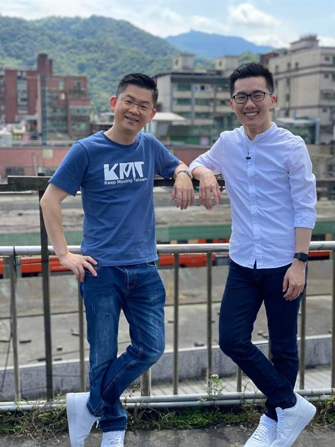 民进党年底北北桃市长参选人几乎底定，包含前新竹市长林智坚转战桃园市长，前交通部长林佳龙参选新北市长，卫福部长陈时中可望参选台北市长。国民党新北市党部发言人萧敬严晚间在脸书揶揄，「民进党的北北桃甘蔗男连线成军」。（截自萧敬严脸书）