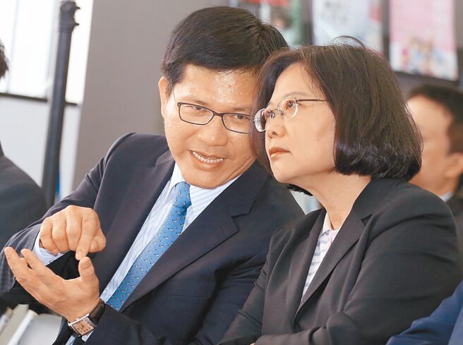 林佳龍在蔡英文總統一周內三度約見並強力遊說下，終於點頭願意接受徵召參選新北市長。（本報資料照片）