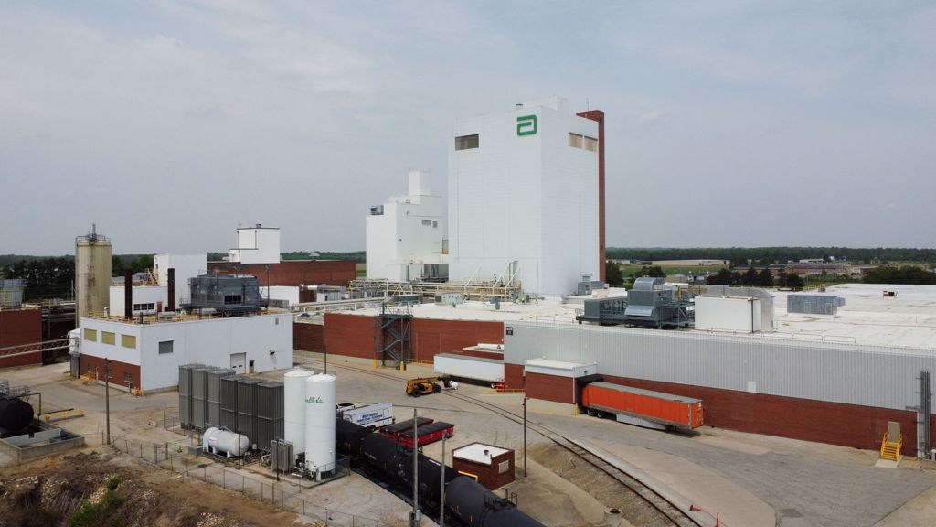 这间位于密西根州史特尔吉斯（Sturgis）的工厂所生产的配方奶粉之前发生疑似污染事件，导致两名婴儿在食用配方奶粉后丧生。（图/ 路透社）(photo:ChinaTimes)