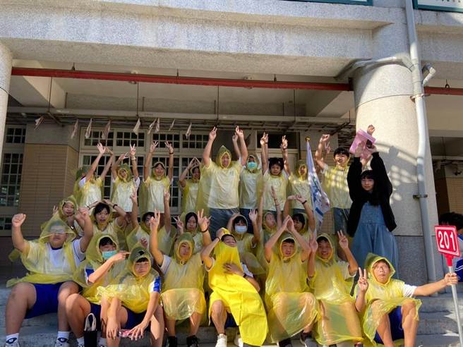 陈怡涵透过各式活动增进学生们之间的情谊。（陈怡涵提供／李京升苗栗传真）