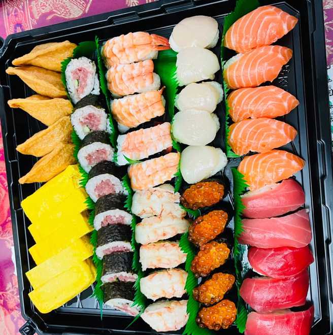 网友分享自己买到的寿司派对。（图／翻摄自Costco好市多 商品经验老实说）