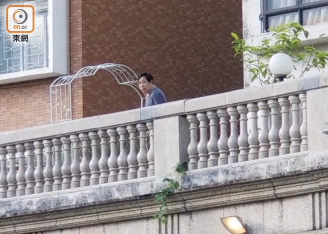 郭富城岳父也外出察看。（图/东网提供）