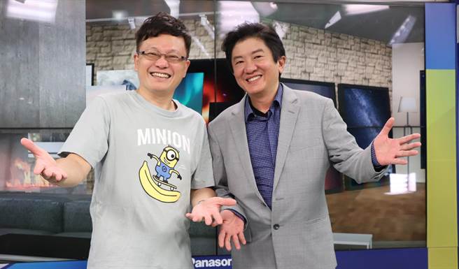 《25号6楼》由主播戴立纲（左）、时事评论员彭华干主持。（中天新闻提供）