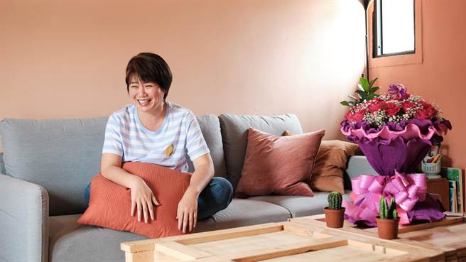 严艺文直播公开徵友喊：「蚵仔寮男人我OK！」（桂田文化艺术基金会提供）