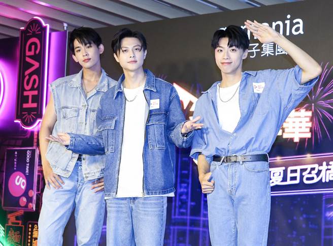 陳治廷（左起）、王子邱勝翊、黃文廷一同出席活動。（陳俊吉攝）