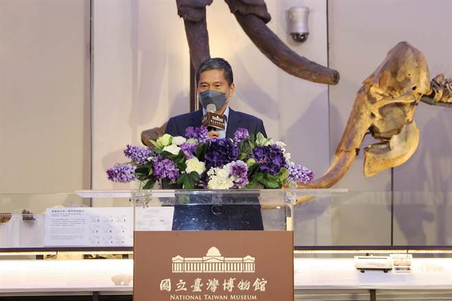 文化部長李永得今日下午出席台博館「古生物大展」重新開展開幕典禮。（文化部提供）