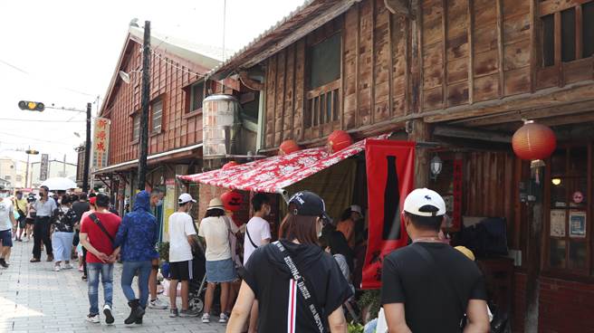 后壁菁寮老街是台南热门的旅游景点。（张毓翎摄）