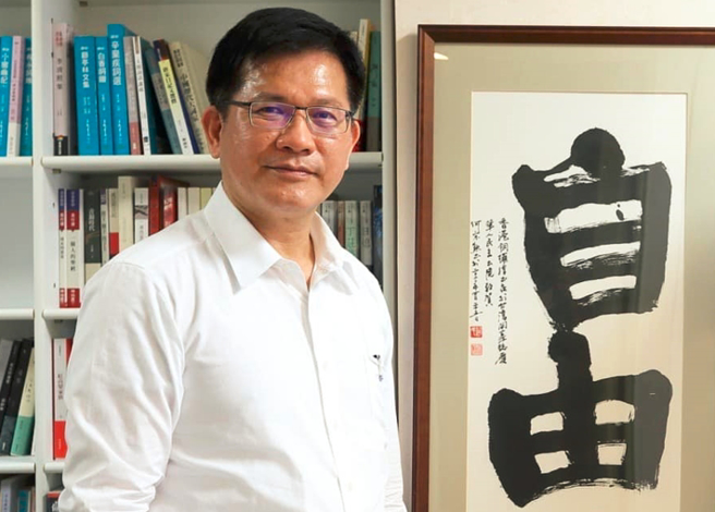 林佳龙自上周五与蔡英文会面后，竟神隐72小时，引爆网友热议。（图／取自林佳龙脸书）