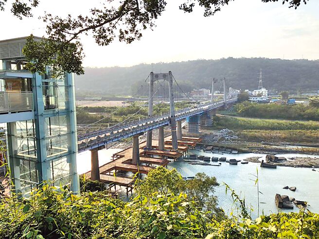 桃园市消防局统计2019年至今年6月溺水案件达38件，其中以大汉溪5件最多，桃园大圳、竹围渔港各3件次之。（赖佑维摄）