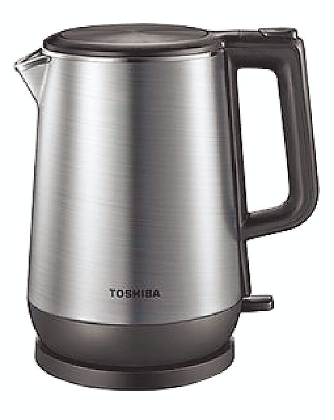 燦坤的TOSHIBA 1.7L雙層不鏽鋼快煮壺，促銷價1590元。（燦坤提供）