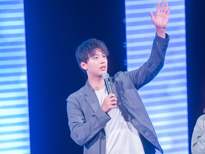 改编热播韩剧《梨泰院》！日剧《六本木Class》竹内凉真被逼「土下座」引爆话题。（卢祎祺摄）
