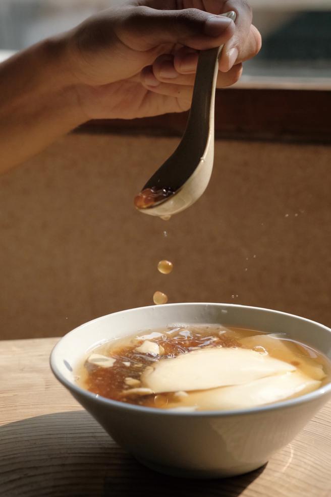 極綻美食星球－桃城豆花。（微風提供）