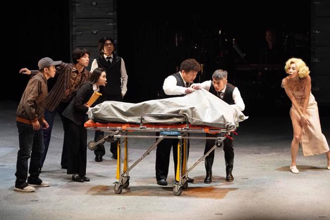 全民大劇團音樂劇「你好，我是接體員」台北最終場將在國父紀念館登場，透過黑色幽默手法出發，帶領觀眾觀看生死日常。（圖/ 中央社）