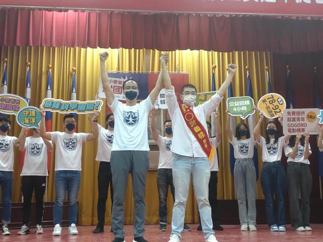 謝國樑12日表示，他肯定林右昌過去8年的施政成果，他有信心會做得比林右昌更好。（張志康攝）