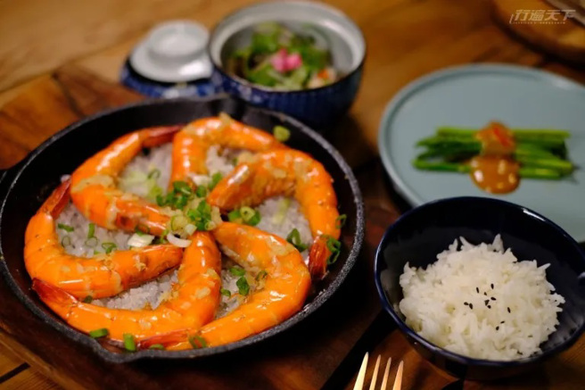 须事先预订的雨林私厨，许多食材都是小雨和阿佐在宜兰生活时发现的好食材入菜。(图/行遍天下提供)