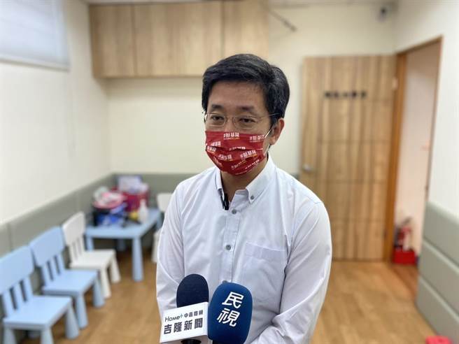 立委蔡适应反呛，谢国梁8年前中途落跑，与基隆脱节，让国民党失去政权。（立委蔡适应提供／陈彩玲基隆传真）