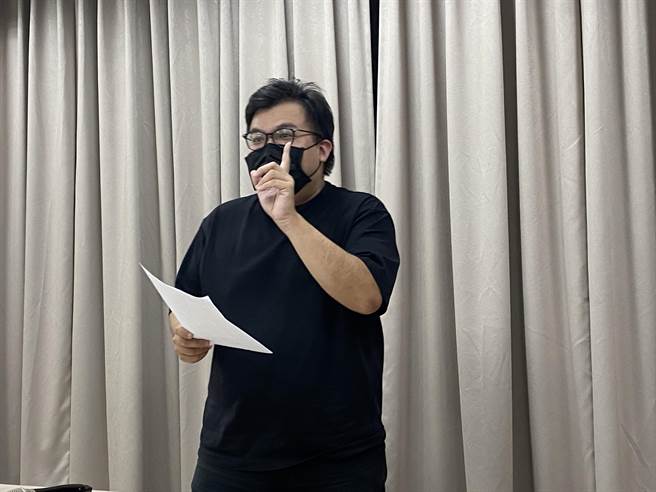 升学专家蓝天予说，今年分发入学要进医牙学系，5科至少要262级分。（林志成摄）