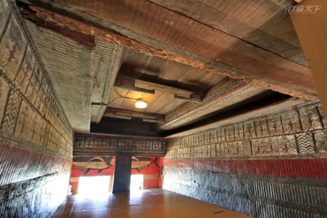 野银部落半穴居。（图/ 行遍天下）