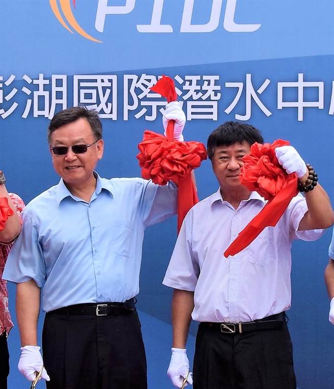 不過地方人士分析，陳雙全退黨聲明中沒說要「退黨參選」，使得澎湖縣長選情更加詭譎多變。（張茂雄攝）