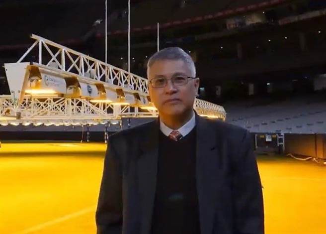 台北长庚医院院长黄集仁长期投入紧急医疗，推动院前救护、灾难及防疫应变，建构五级检伤制及远距紧急谘询平臺。（长庚医院提供）