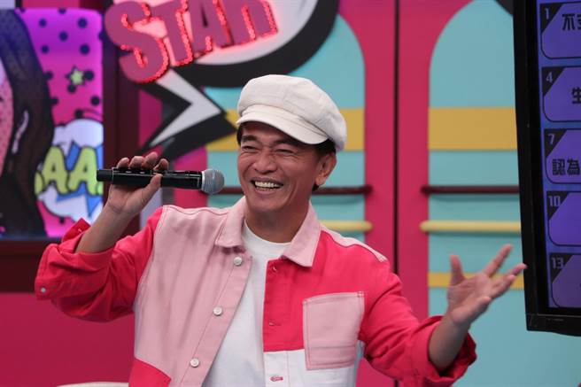 吳宗憲在主持的《小明星大跟班》裡爆料女兒Sandy很難帶。（中天綜合台提供）