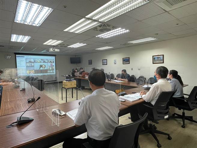 行政院环保署13日召开审查委员会，高捷冈山路竹延伸线第二B阶段环评通过。（高雄捷运局提供／高雄洪靖宜传真）