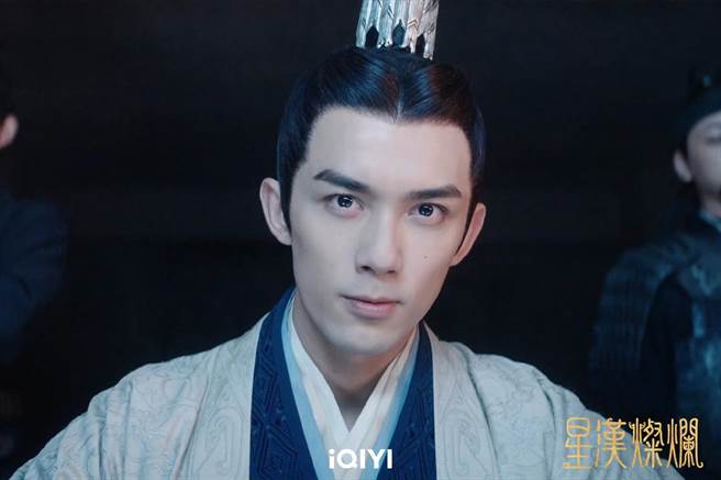 吴磊饰演凌不疑展年少将军英气。（爱奇艺国际战提供）