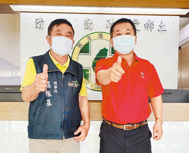 民进党嘉义县番路乡长提名之争将以民调决胜负，乡代会副主席陈正升（右）表示对民调结果有信心。（取自陈正升脸书／吕妍庭嘉义传真）