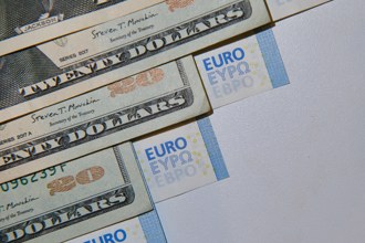 歐元跌至與美元平價 原因與衝擊一次看