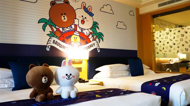 抢搭国旅商机，LINE FRIENDS主题房今日开箱。(丽宝乐园渡假区提供)