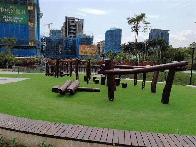 新店十四张防灾公园游戏区5月已开放，全区预计要9月底才会正式开放。（新北市消防局提供）
