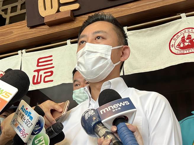 民进党桃园市长参选人林智坚卷入论文抄袭风波，引爆各界关注及讨论。对此，国民党北市议员王鸿薇今（18）日更狂轰民进党「执政傲慢」。（资料照片/蔡依珍摄）