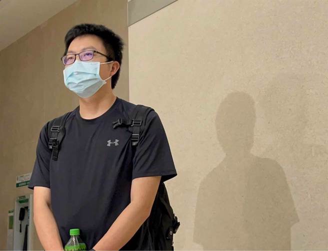 指挥中心认定恩恩送医过程，新北疑涉误导。图为恩恩爸。（本报系资料照）