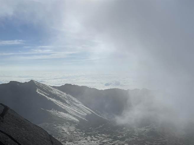 南湖东峰、海拔高度3637公尺，是山友攀登南湖大山时习惯顺道登临的百岳之一，也是国家公园内进阶热门登山路线。（太管处提供／王志伟花莲传真）