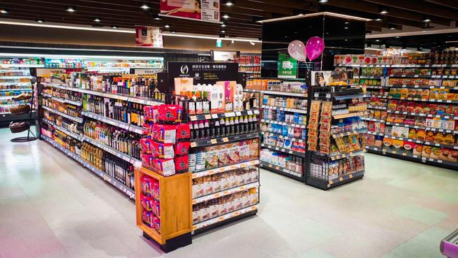 永和比漾广场B2顶级超市Mia C’bon开幕，首3日对比去年同期来客交易数增长50％。（比漾广场提供）