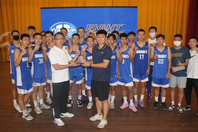 2022年桃园市北科附工杯篮球区域对抗赛高中乙组冠军桃园振声高中。（哲扬国际行销提供）