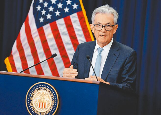 美国联准会自3月以来的接连升息不足以压低通膨，7月继续升息3码的可能性高。图为美国联准会主席鲍尔。（路透）