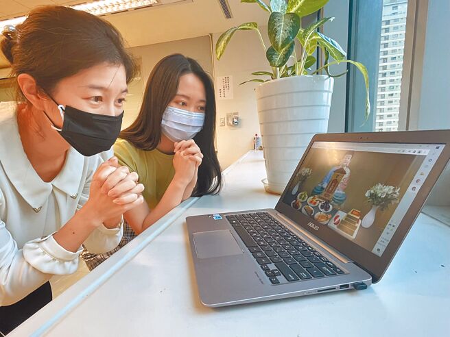 新北市民政局引進智慧系統，讓6大民政服務再精進。圖為線上祭祀模擬畫面。（新北市民政局提供／葉德正新北傳真）