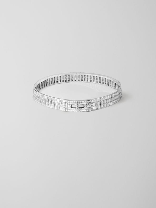 愛馬仕Kellymorphose系列珠寶登台，Kelly Baguettes 白K金鑲白鑽頸鍊3945萬8600元，是最貴的一件作品。（Hermes提供）