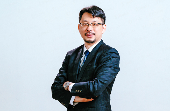 「开源智造」团队致力于将AI应用导入医事领域，高雄市数位内容创意中心成立后，于2019年「南迁」亚洲新湾区。（图为执行长黄名仕）（照片提供/开源智造）