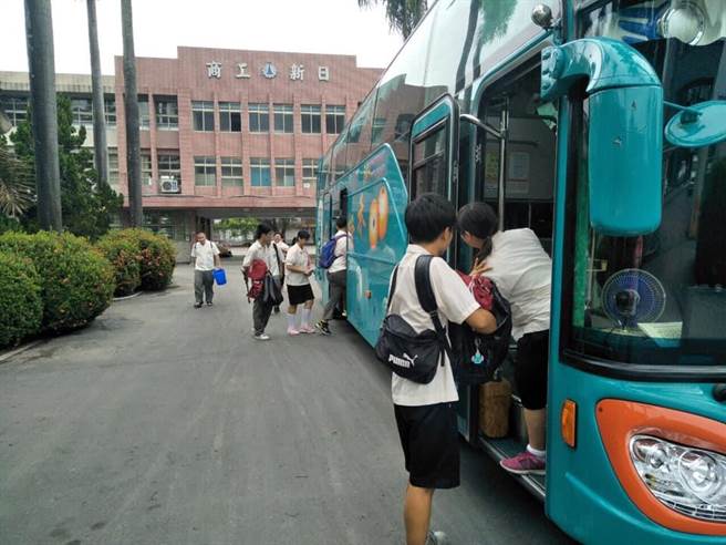 受少子化衝击，屏东县私立日新工商宣布111学年度停招。（取自日新工商脸书）