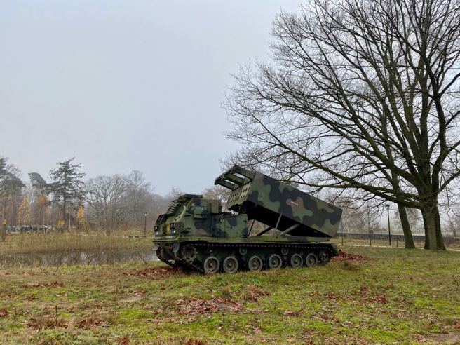 M270多管火箭。（達志影像／shutterstock提供）