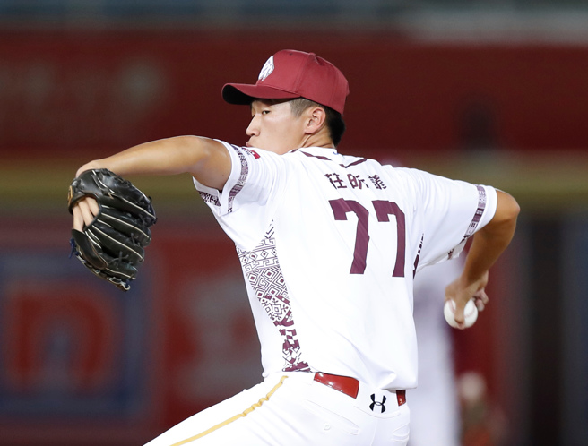 樂天桃猿莊昕諺。（陳怡誠攝）